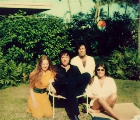 Rare Photos of Elvis Presley and Ginger Alden During His Last Vacation in Hawaii, 1977 ~ Vintage ...