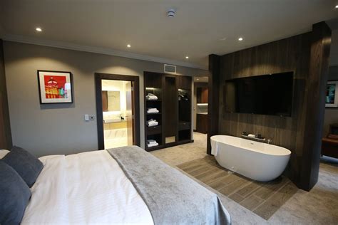 Ten Square Rooms: Pictures & Reviews - Tripadvisor