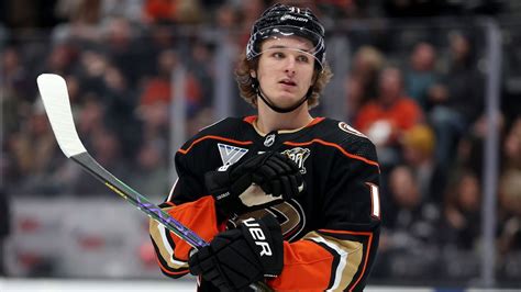 Ducks' Trevor Zegras 'out for a while' with lower-body injury - ESPN