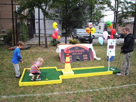 Indoor or outdoor anywhere mini golf. Chicago party rentals. | Carnival game rentals, Carnival ...