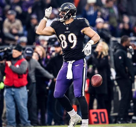 Mark Andrews | Nfl football players, Nfl football wallpaper, Baltimore ...