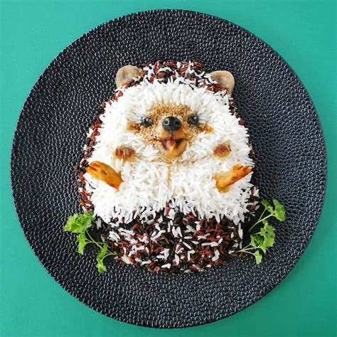 Creative Mom Turns Everyday Meals into Animal-Inspired Food Art