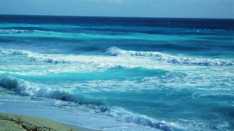 Free Ocean Waves Wallpaper - WallpaperSafari