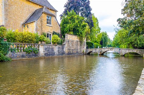 Bourton-on-the-Water Travel Guide | Sykes Holiday Cottages