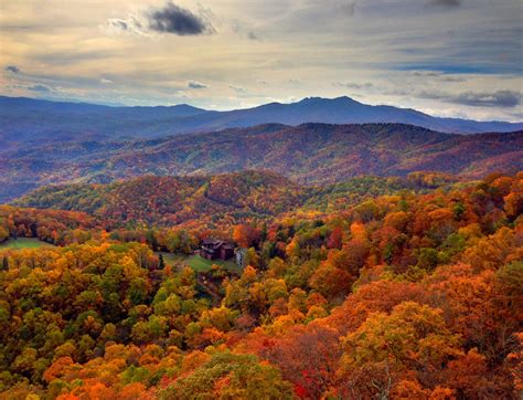 Fall along the Blue Ridge Parkway, near Blowing Rock, NC | Grandfather ...