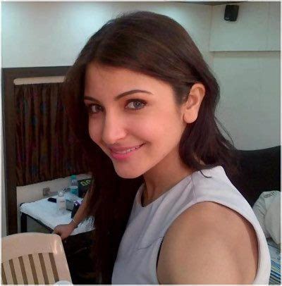 top-10-anushka-sharma-without-makeup-photos(10)|Vanitynoapologies ...