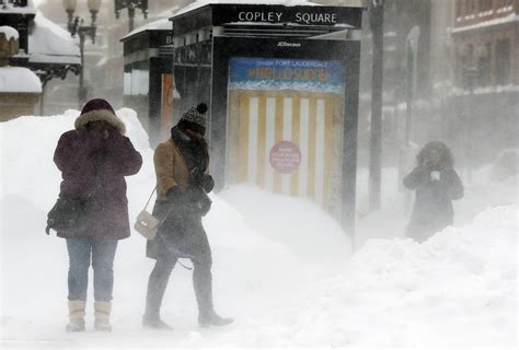 Boston's blizzard conditions, dangerous roads, mounds of snow keep area frozen - CBS News