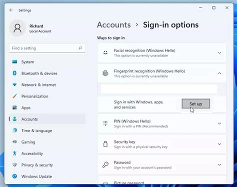 How to sign in to Windows 11 with your fingerprint - Geek Rewind