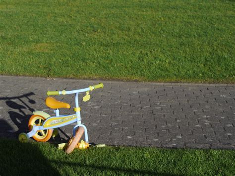 Primary: Crash | Broken toy bike outside work today. Taken w… | Flickr