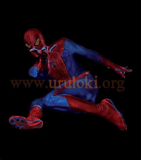 Peter Parker Suits Up with two new images from The Amazing Spider-Man - HeyUGuys