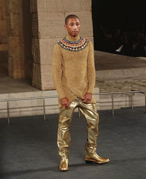 Blog: Walk Like an Egyptian? How Modern Fashion Appropriates Antiquity ...