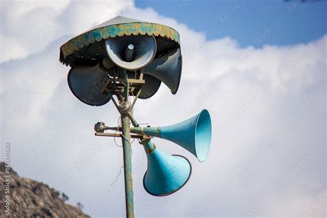 loud speaker, masjid, muslim masjid, muslim adhan, azaan Stock Photo | Adobe Stock