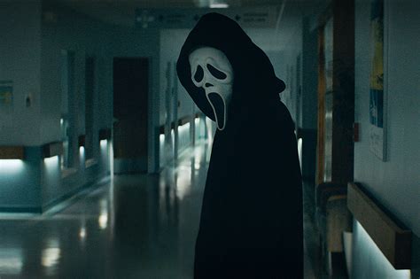 ‘Scream’ Trailer: Ghostface Is Back