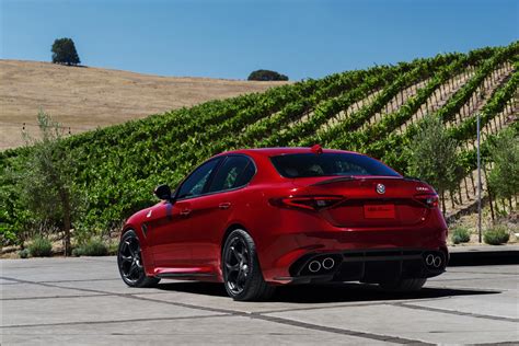 2016 Alfa Romeo Giulia Quadrifoglio Specs & Photos - autoevolution