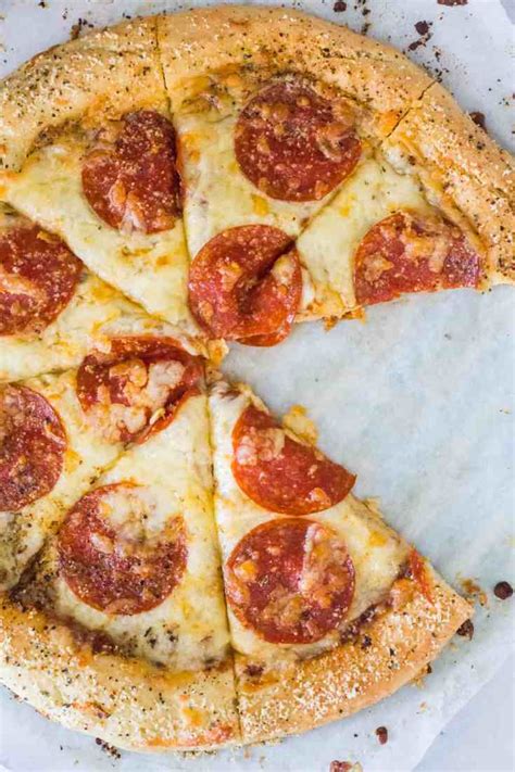 Keto Pizza Crust Recipe (No eggs, cheese) | The Hungry Elephant