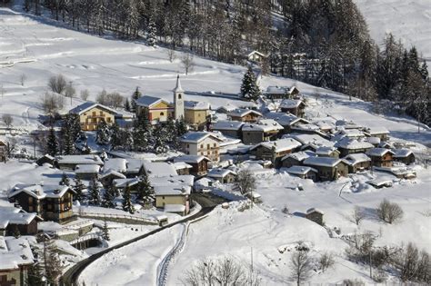 Aosta Valley on a Smaller Scale: Discover the Magic Skipass resorts - Snow Magazine