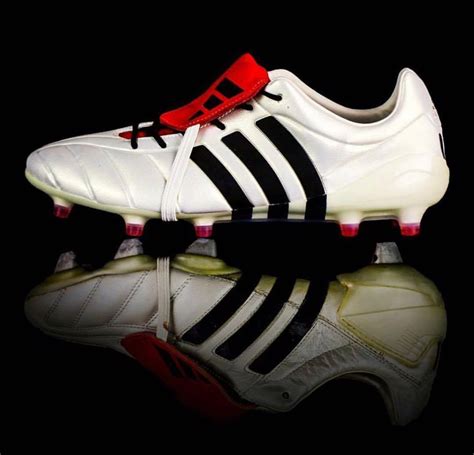 Adidas Predator Mania - 2017 Remake vs 2002 Original - Footy Headlines