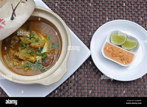 Indonesian Beef Tendon Curry Stock Photo - Alamy