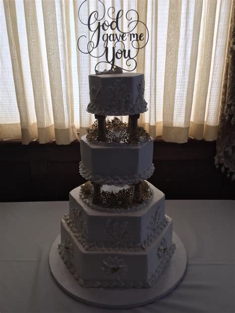 NJ Wedding Cakes | Delicious Wedding Cakes | Toms River | Asbury Park ...