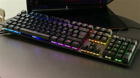 Para deportistas digitales: Review del teclado HyperX Alloy FPS RGB [FW Labs]