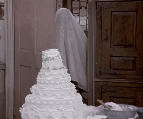 Wedding Cake GIFs - Get the best GIF on GIPHY