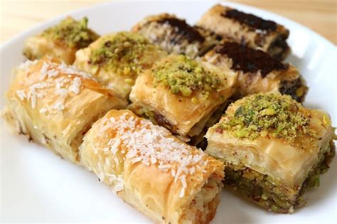 Premium Photo | Different types of mouthwatering baklava pastries ...