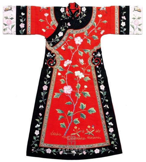 China National Silk Museum (Hangzhou): Exhibitions & Collections