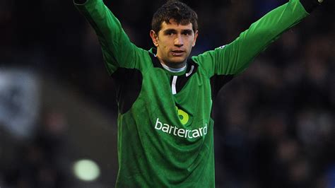 Emiliano Martinez's incredible career from losing debut as emergency ...