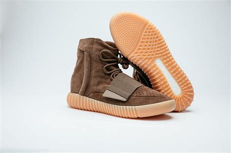 Yeezy 750 Boost - Chocolate | ALLSOLEDOUT