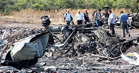 MH17: Ukraine crowdfunds $100K bounty for separatist leader who shot ...