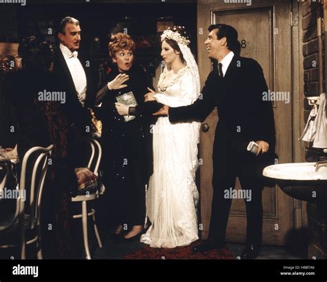 FUNNY GIRL, from left: Walter Pidgeon, Kay Medford, Barbra Streisand, Lee Allen, 1968 Stock ...