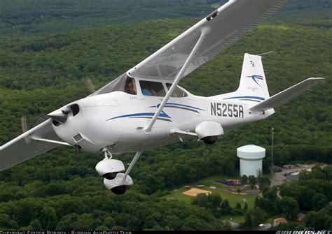 Photos: Cessna 172S Skyhawk SP Aircraft Pictures | Airliners.net | Aircraft, Cessna, Cessna 172s