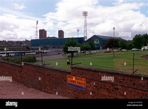 DUNDEE FC STADIUM DUNDEE 15 August 1999 Stock Photo - Alamy