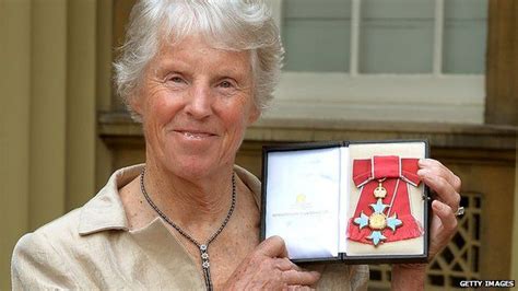 Wimbledon champion Ann Jones appointed CBE - BBC News