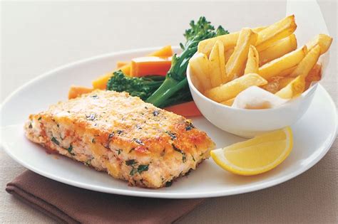 Crumbed fish and homemade chips | Recipe | Homemade chips, Homemade chips recipe, Chicken recipes