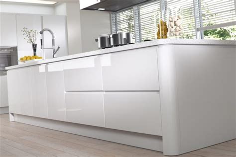 Handleless Kitchen Cabinets To Enhance The Look Of Your Dream Kitchen