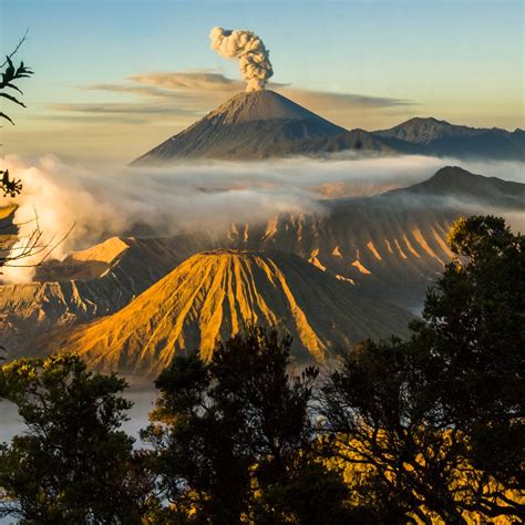 L’image du jour : Lever du soleil sur le Mont Bromo en Indonésie ...