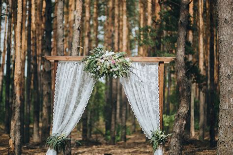 10+ Unique Wedding Venue Ideas | Bouqs Blog