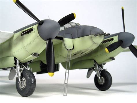 gallery image 7 | De havilland mosquito, Model airplanes, Model aircraft