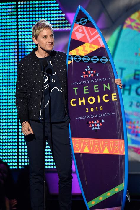 TV personality Ellen DeGeneres accepts the Choice Comedian Award ...