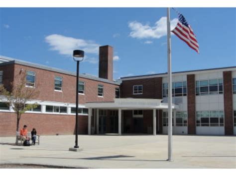 Lexington High Named Among Newsweek's Top 100 Public High Schools in 2016 | Lexington, MA Patch