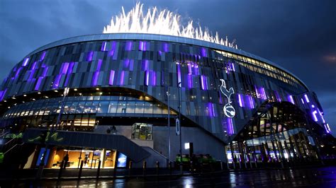 Fireworks mark Spurs stadium opening - Eurosport