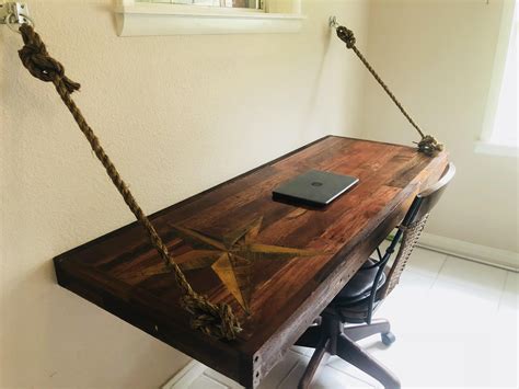 Nautical Star Wood Desk (made from old cedar & pallets : r/woodworking