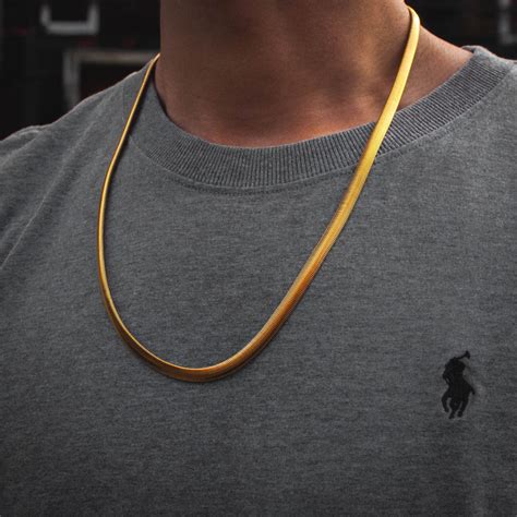 Classic Herringbone Chain in White/Yellow Gold - The Jewelry Plug