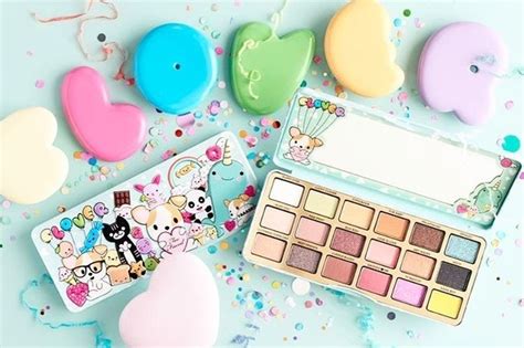 The Too Faced Clover Palette Is So Cute It Hurts | Glamour