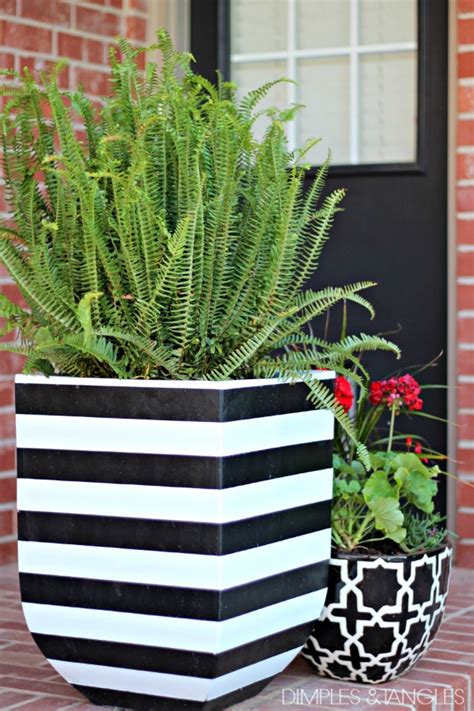 DIY OUTDOOR PLANTER IDEAS | Dimples and Tangles