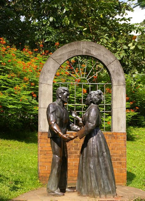 Jose Rizal and his wife Josephine Bracken, Diorama of the … | Flickr