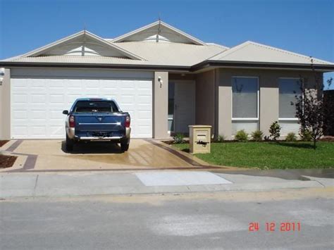 Paperbark colorbond roof, jasper gutter and fascia and Solver Cork ...