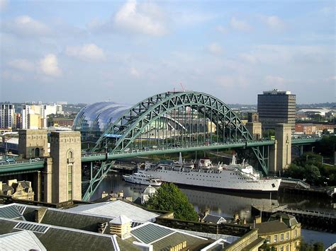 The Tyne Bridge, a beautiful piece of architecture – Engineerine