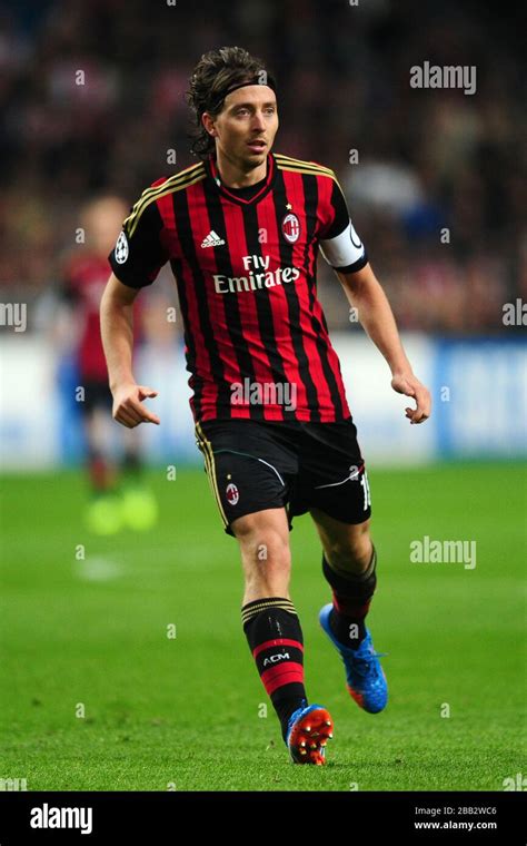 Riccardo Montolivo, AC Milan Stock Photo - Alamy